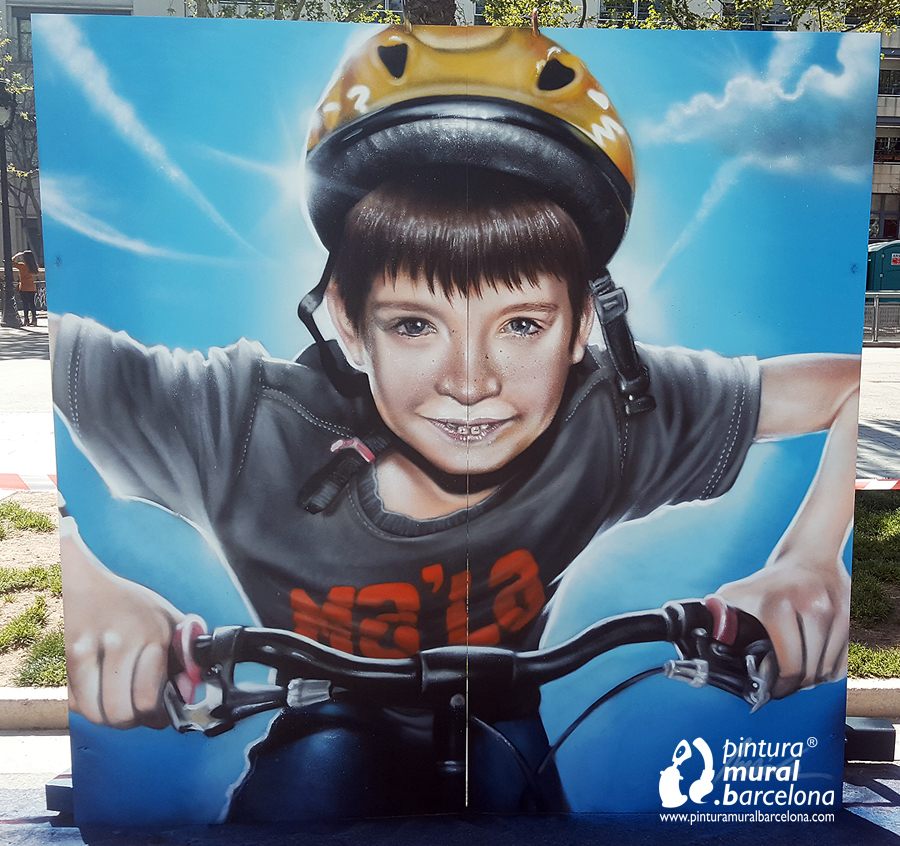 graffiti-mural-bici-niño-retrato-caricatura